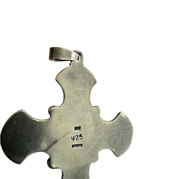 Vintage .925 Silver and Turquoise Cross Pendant - Picture 4 of 8